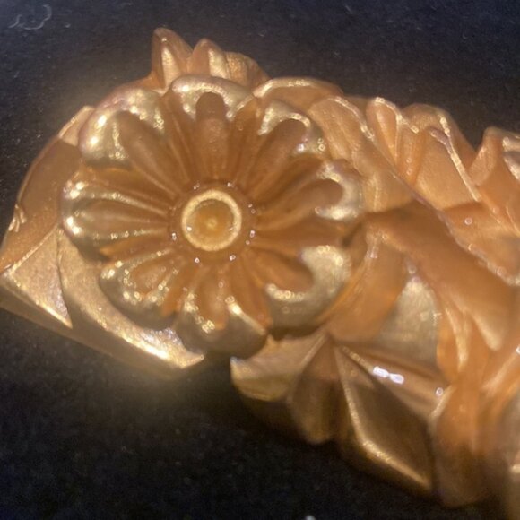 Vintage Bakelite Floral Bar Brooch - Picture 6 of 10